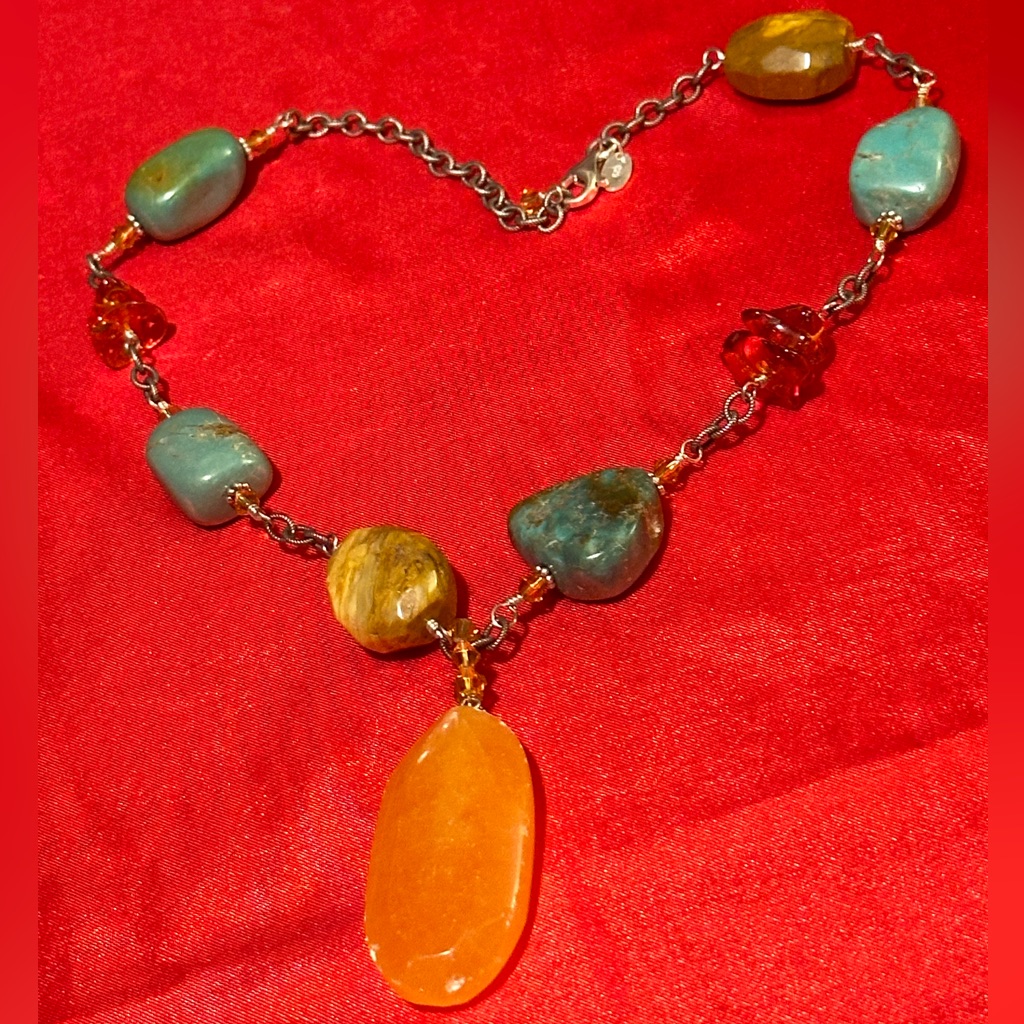 Wow Poshmark - Authentic Silpada Sterling Silver Gemstone Necklace 75$